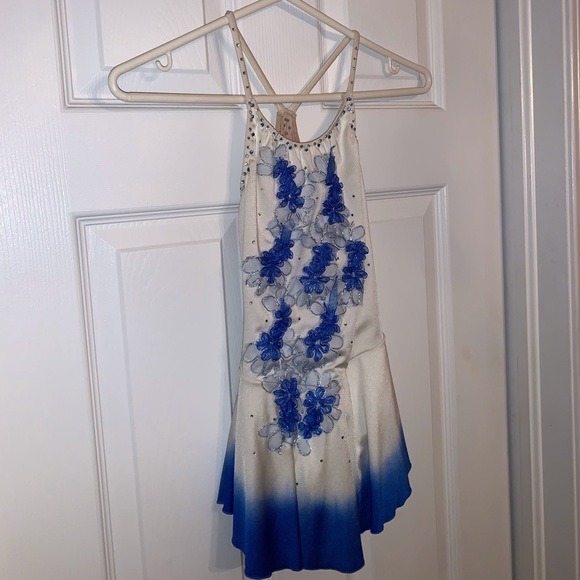 White & blue figure skating dress - Picture 2 of 7